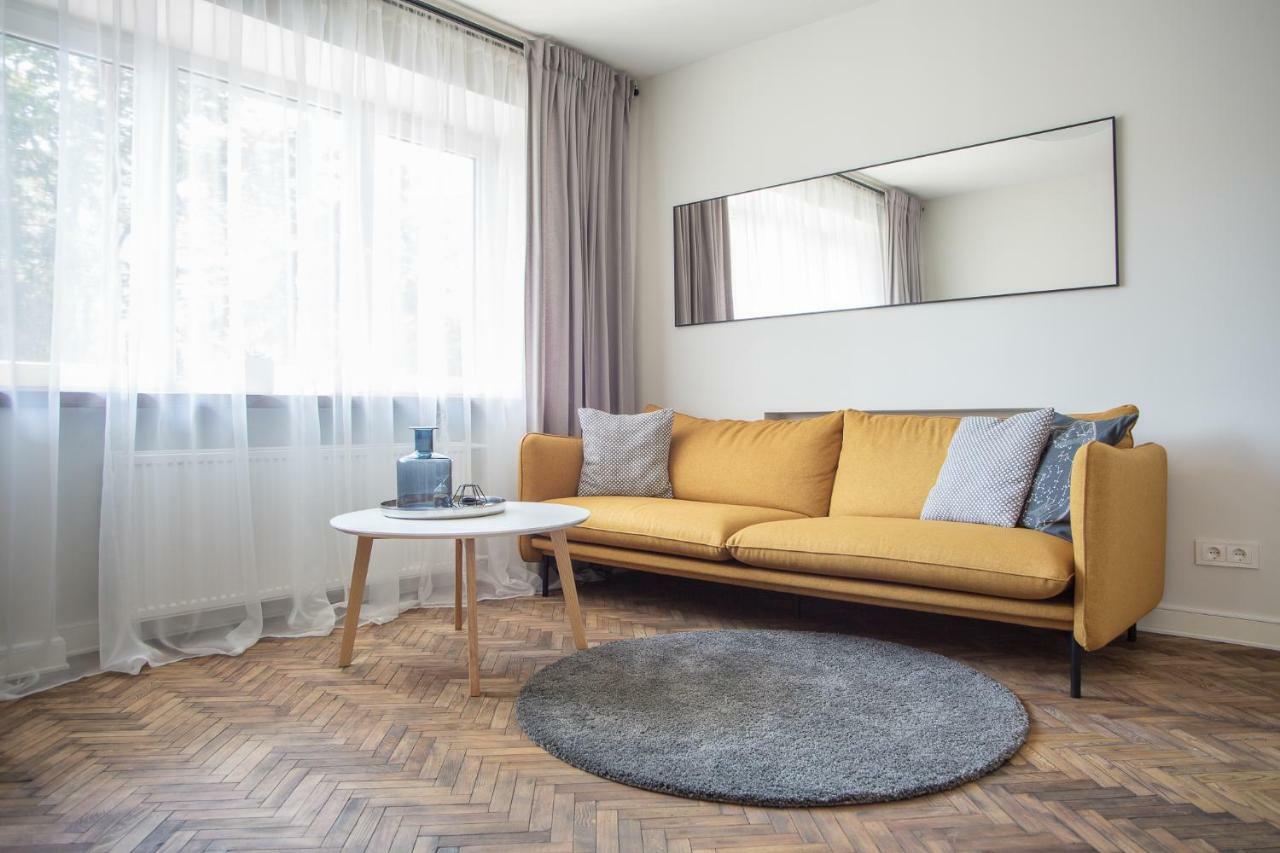 Downtown Apartment Rentals 2 Szawle Zewnętrze zdjęcie